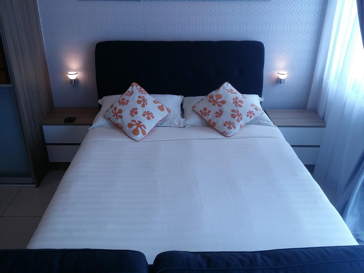 Alami Homestay Trefoil Kuala Selangor Luaran gambar